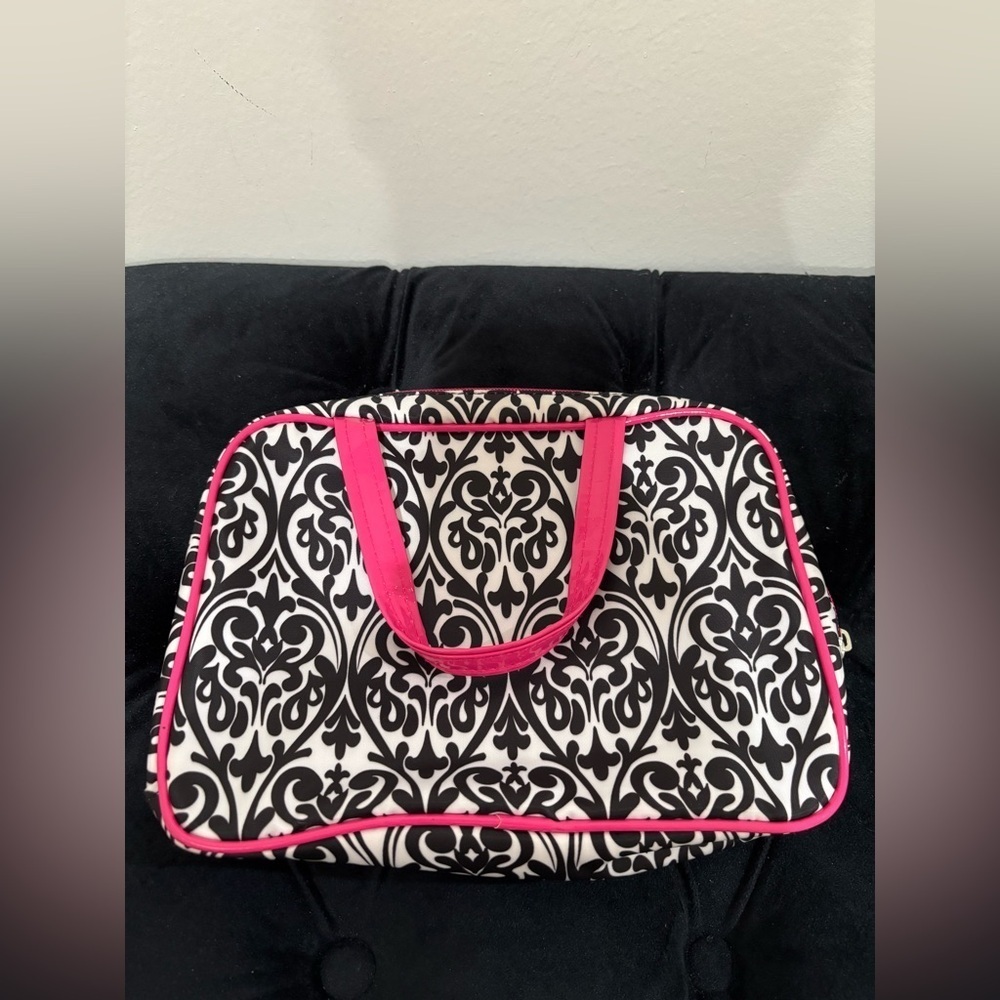 Stylish Black and Pink Women's Toiletry Bag